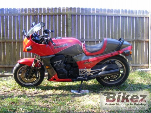 1984 Kawasaki GPZ 900 R photo